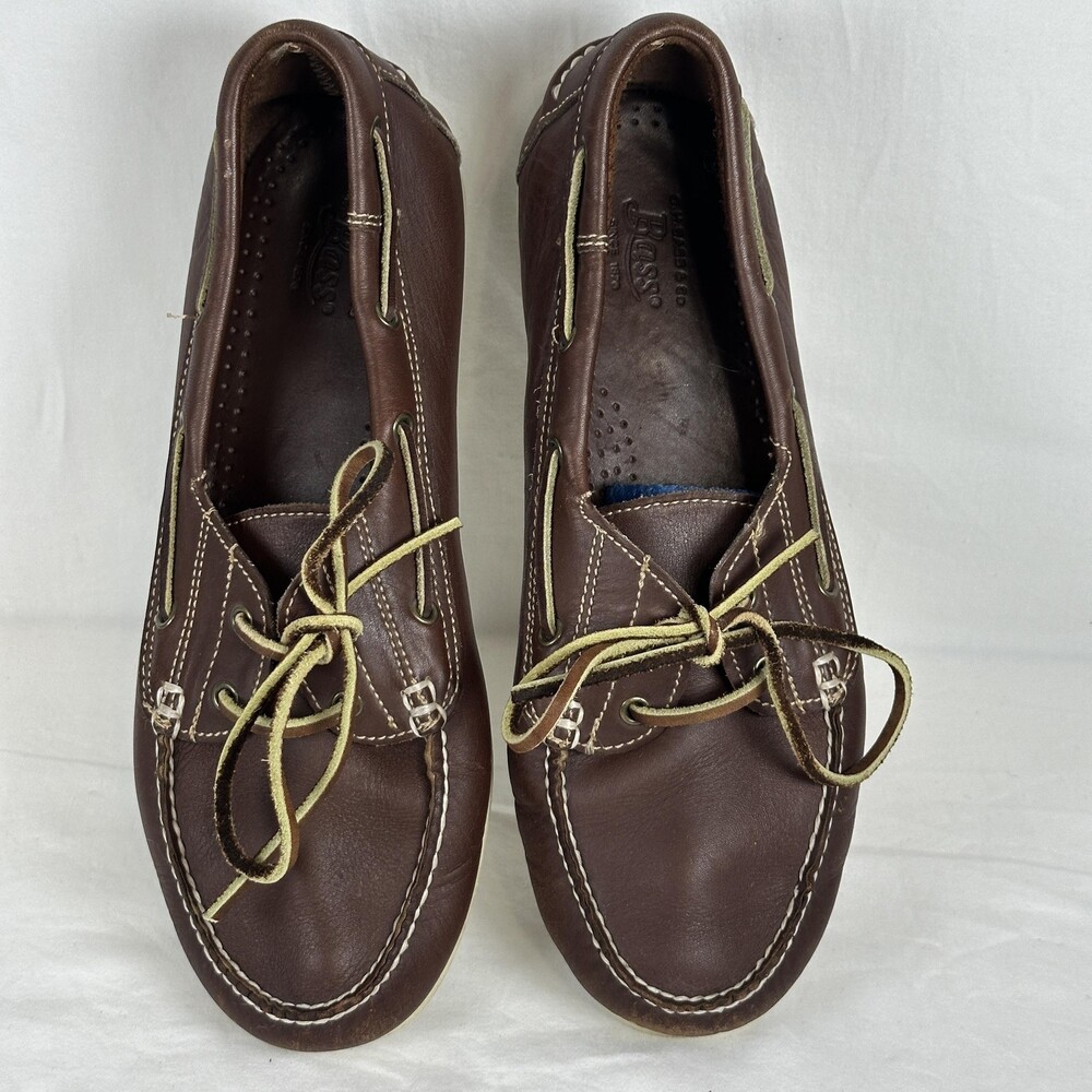 G.H. Bass & Co. Boat Shoes Mens Size 10 W Brown Leather Moc Toe Casual Comfort